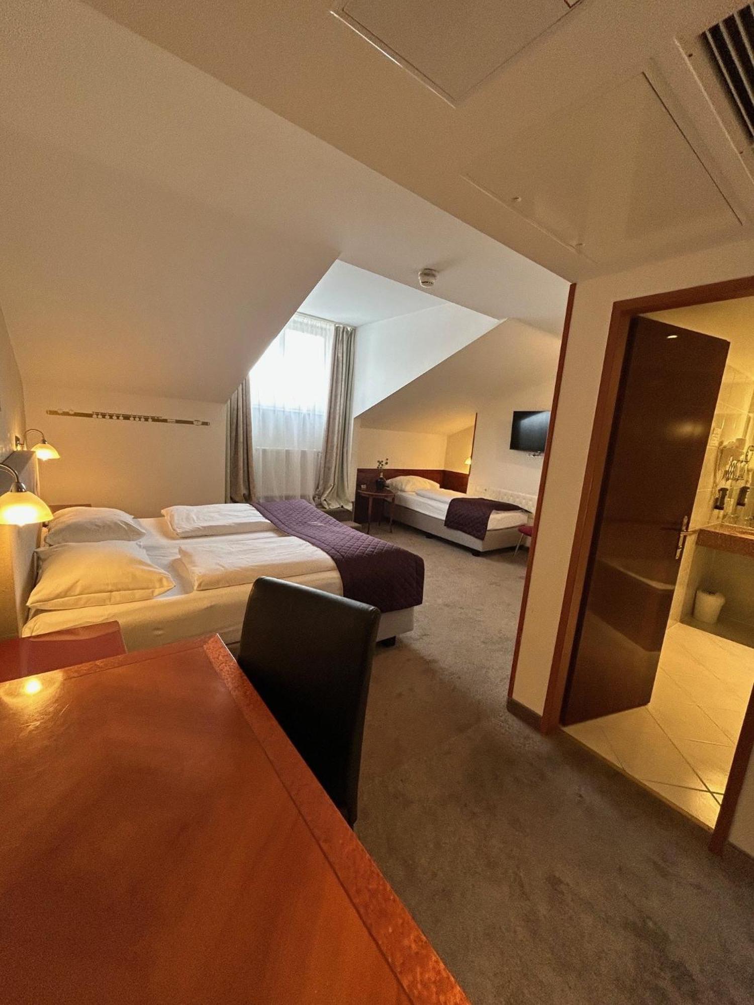 Am Schubertring Hotel 4*