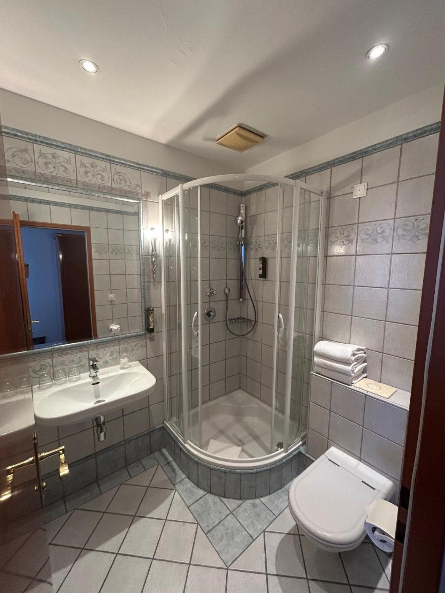 Hotel Am Schubertring 4*